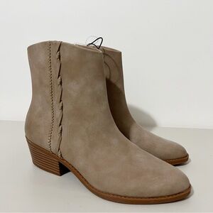 Lucky Brand Fakelle Brown Ankle Booties Size 7.5